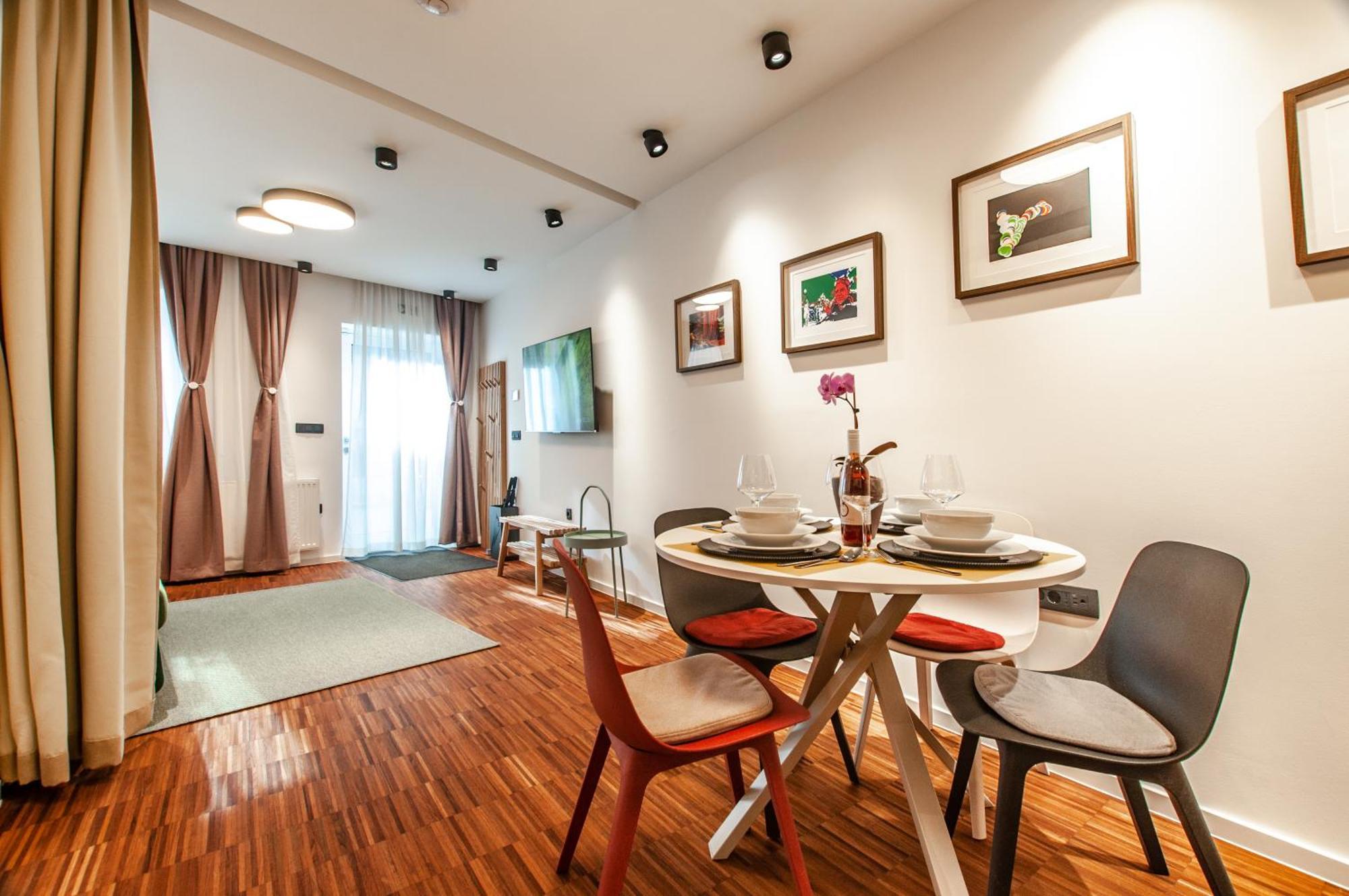 Six In The City Apartment, Ljubljana Exterior photo